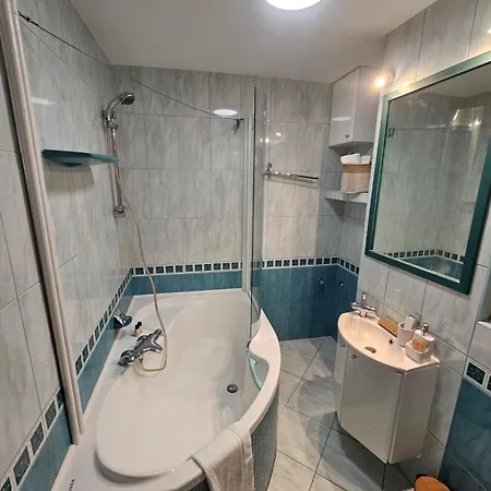 Wawa Nest Center Βαρσοβία